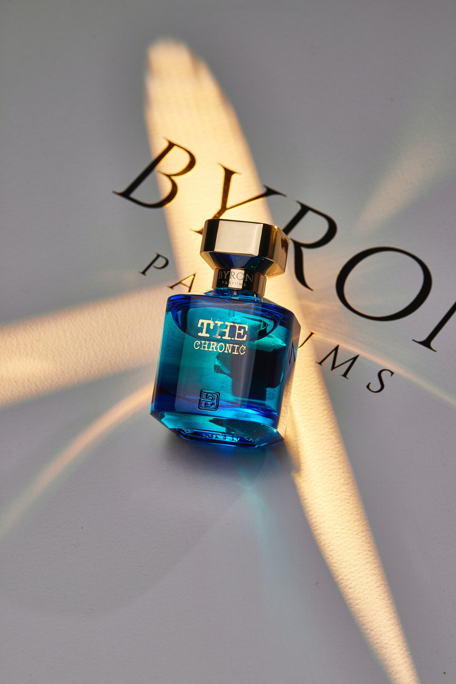 La pyramide olfactive : comprendre la magie de la composition d'un parfum